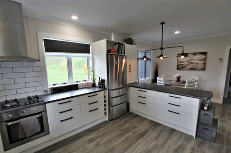 Photo of property in 21 West Road, Tokoroa, 3491