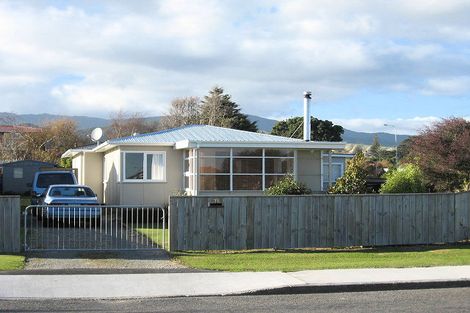 Photo of property in 36 Freemans Road, Otaki, 5512