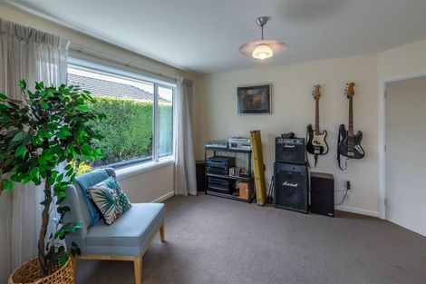 Photo of property in 11 Walnut Avenue, Strowan, Christchurch, 8052