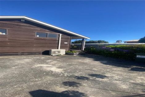 Photo of property in 15 Babbacombe Avenue, Otaki Beach, Otaki, 5512