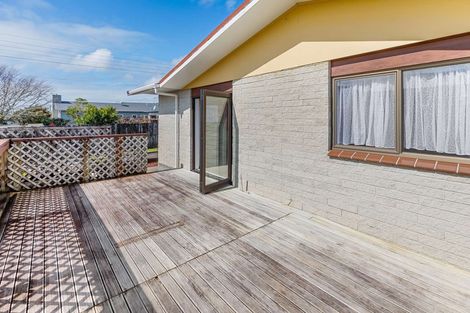 Photo of property in 2/14 Burns Street, Westown, New Plymouth, 4310