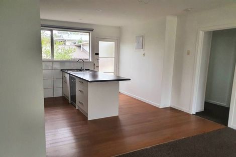 Photo of property in 2/21 Simkin Avenue, Saint Johns, Auckland, 1072