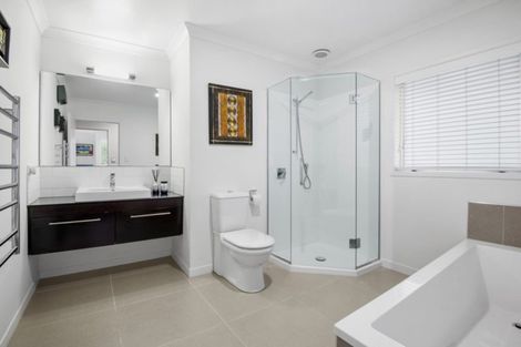 Photo of property in 216 Ness Valley Road, Ness Valley, Papakura, 2585