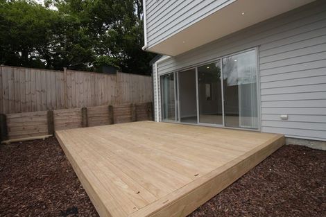 Photo of property in 4 Kearney Place, Massey, Auckland, 0614