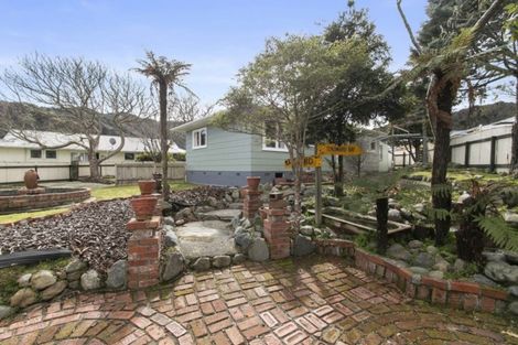 Photo of property in 20 Rakaia Grove, Wainuiomata, Lower Hutt, 5014