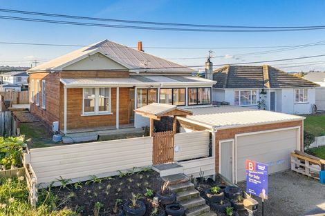 Photo of property in 23 Ruapehu Street, Castlecliff, Whanganui, 4501
