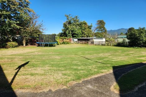 Photo of property in 115 Ross Street, Pirongia, 3802