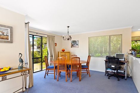 Photo of property in 20a Auld Street, Torbay, Auckland, 0630