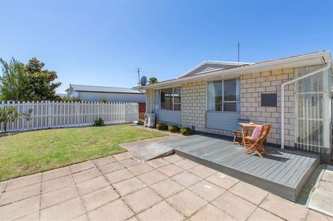 Photo of property in 1/8 Lamorna Road, Parklands, Christchurch, 8083