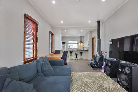 Photo of property in 42 Eton Street, Hampstead, Ashburton, 7700