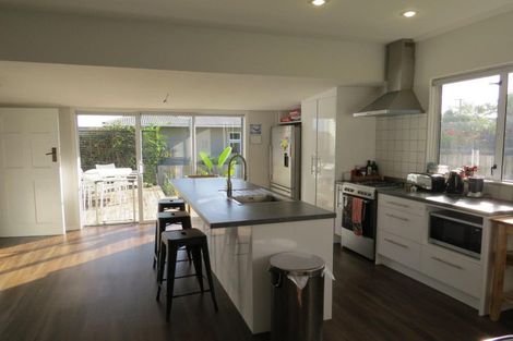 Photo of property in 31 Rimu Street, Strandon, New Plymouth, 4312