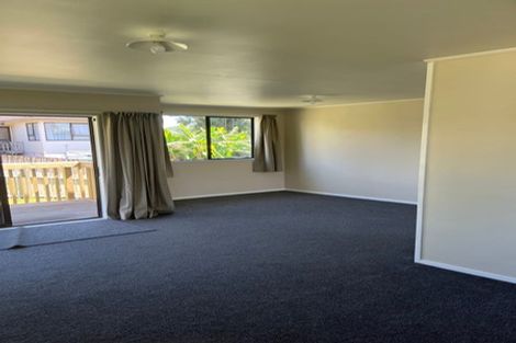 Photo of property in 1/30 Borich Road, Sunnyvale, Auckland, 0612