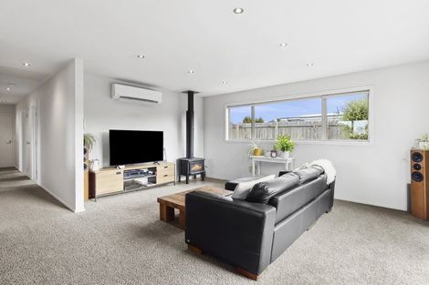 Photo of property in 2b Pebble Lane, Wanaka, 9305