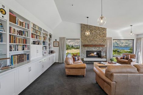 Photo of property in 314 Beacon Point Road, Wanaka, 9305