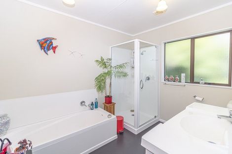 Photo of property in 15 Nikau Street, Tawhero, Whanganui, 4501
