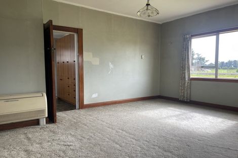 Photo of property in 50 Seaward Road, Edendale, 9825