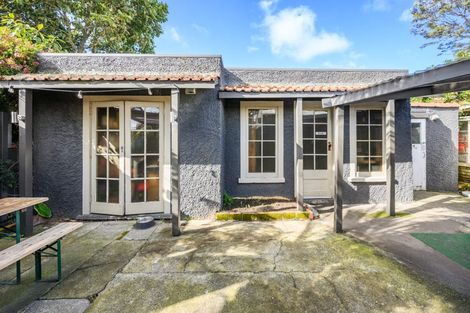 Photo of property in 3 Campbell Street, Palmerston North, 4410