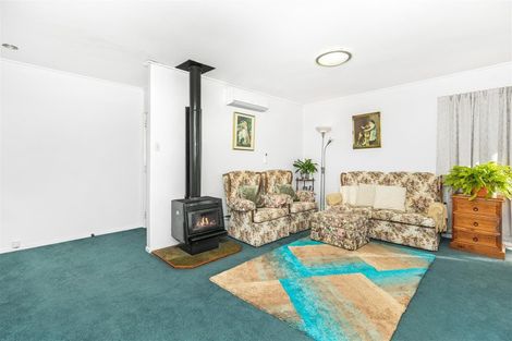 Photo of property in 5 Hamilton Drive, Waiuku, 2123