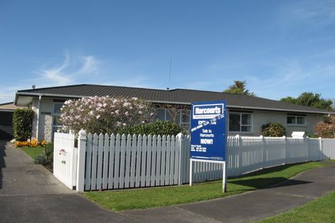 Photo of property in 7 Warwick Place, Springvale, Whanganui, 4501
