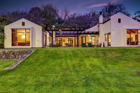 Photo of property in 331a Mangorei Road, Merrilands, New Plymouth, 4312