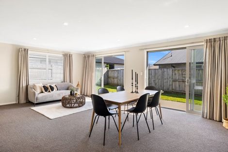 Photo of property in 98 Penetaka Heights, Pyes Pa, Tauranga, 3112