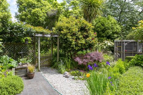 Photo of property in 4 Richmond Avenue, Richmond Heights, Taupo, 3330