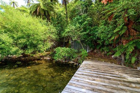 Photo of property in 35 Spencer Road, Lake Tarawera, Rotorua, 3076