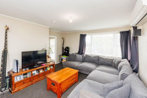 Photo of property in 53 Tararua Terrace, Cloverlea, Palmerston North, 4412