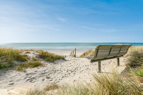 Photo of property in 1283 Papamoa Beach Road, Papamoa Beach, Papamoa, 3118