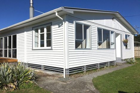 Photo of property in 25 Kelly Street, Inglewood, 4330