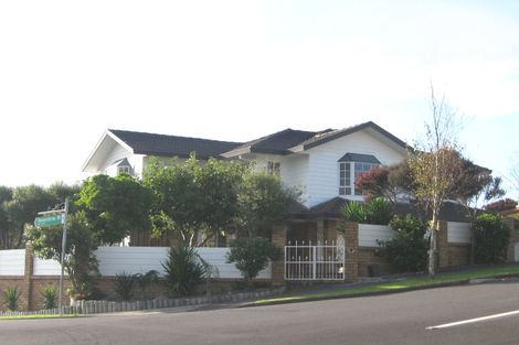 Photo of property in 160 Chelsea View Drive, Chatswood, Auckland, 0626
