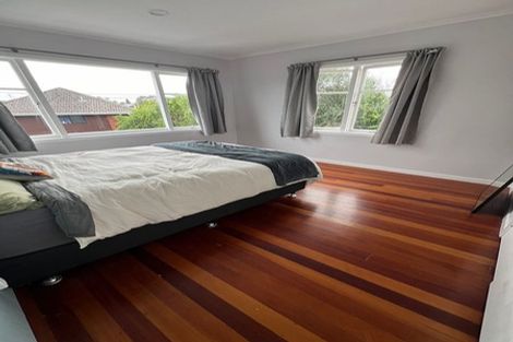 Photo of property in 4/221 Mount Smart Road, Onehunga, Auckland, 1061