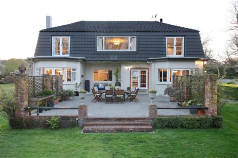 Photo of property in 2 Sandon Road, Feilding, 4702