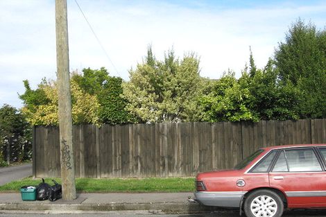 Photo of property in 183a Langdons Road, Northcote, Christchurch, 8052