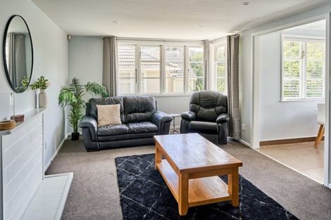 Photo of property in 31 Mungavin Avenue, Ranui, Porirua, 5024
