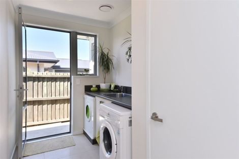 Photo of property in 58 Kotuku Crescent, Woolston, Christchurch, 8023