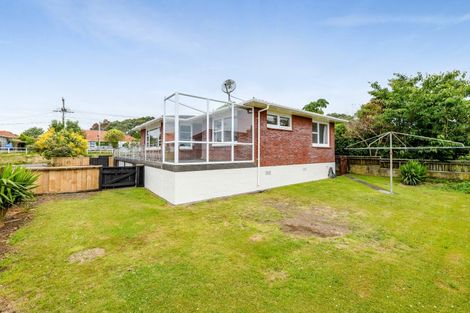 Photo of property in 116 Frankley Road, Frankleigh Park, New Plymouth, 4310