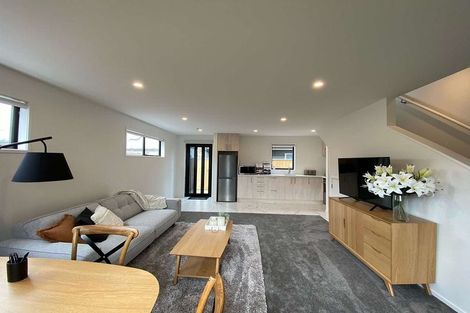 Photo of property in 4/27 Waiwhetu Road, Waiwhetu, Lower Hutt, 5010