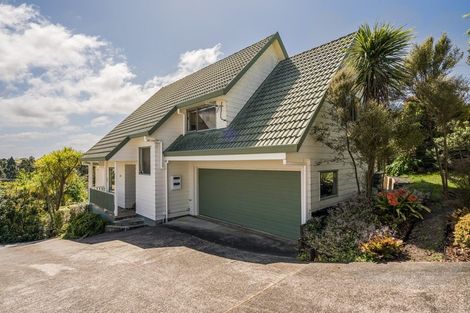 Photo of property in 1/12 Coroglen Avenue, Birkenhead, Auckland, 0626