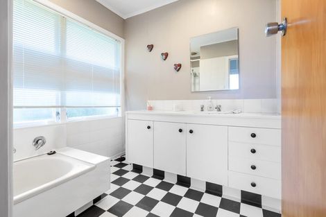 Photo of property in 35 Russell Terrace, Putaruru, 3411