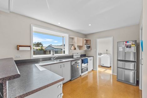 Photo of property in 4 Royalist Avenue, North New Brighton, Christchurch, 8083