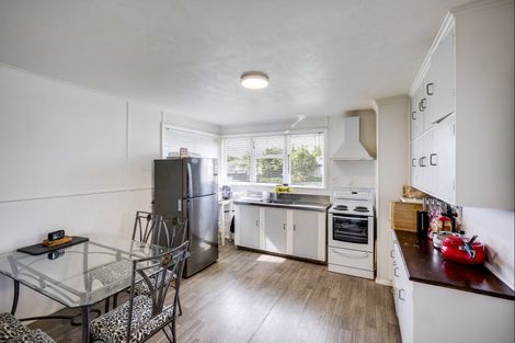 Photo of property in 39 Constable Crescent, Onekawa, Napier, 4110