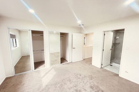 Photo of property in 4/2 Smiths Avenue, Papakura, 2110