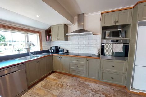 Photo of property in 37 Dalethorpe Avenue, Fairfield, Hamilton, 3214