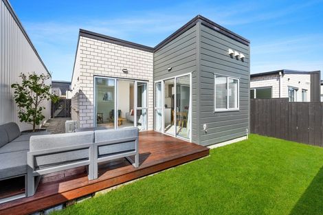 Photo of property in 3 Heri Lane, Westgate, Auckland, 0814