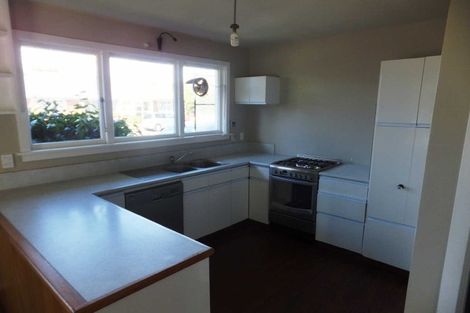 Photo of property in 2/2 Bowen Street, Upper Riccarton, Christchurch, 8041