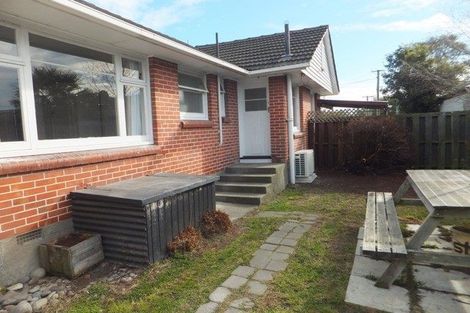 Photo of property in 2/12 Roslyn Avenue, Mairehau, Christchurch, 8052