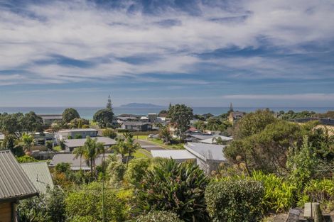 Photo of property in 35 Whiritoa Beach Road, Whiritoa, Whangamata, 3691