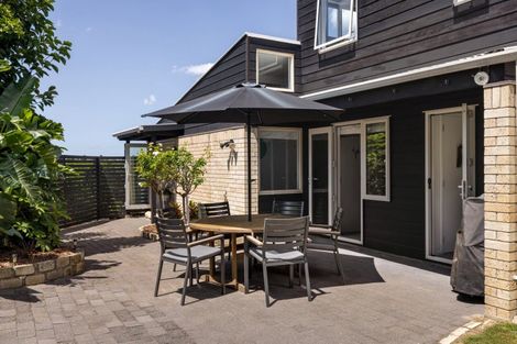 Photo of property in 65 Hinewa Road, Otumoetai, Tauranga, 3110