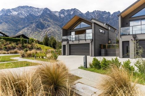 Photo of property in 1a Rannoch Drive, Jacks Point, Queenstown, 9371